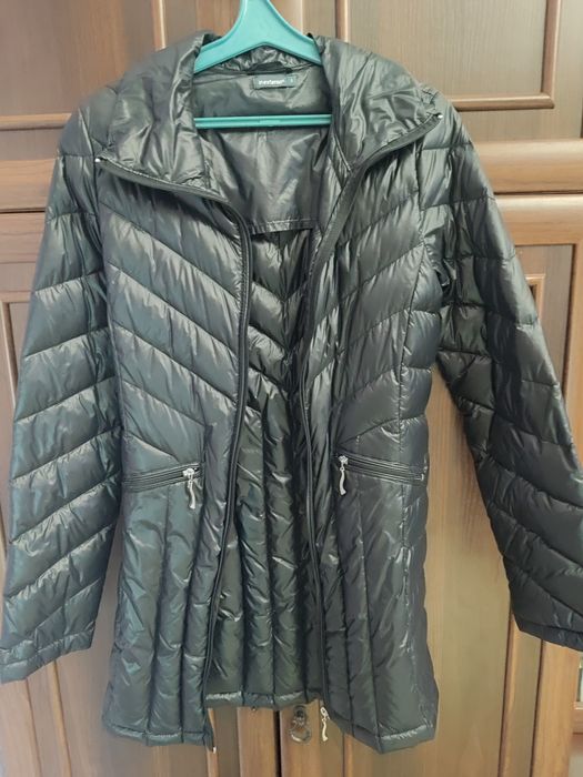 Куртка пуховик жіноча