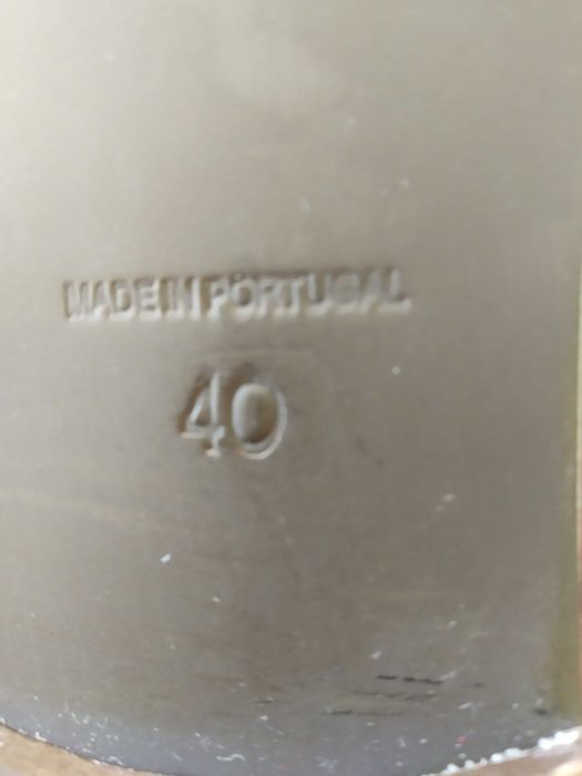 Botins Tapadas novos nº40