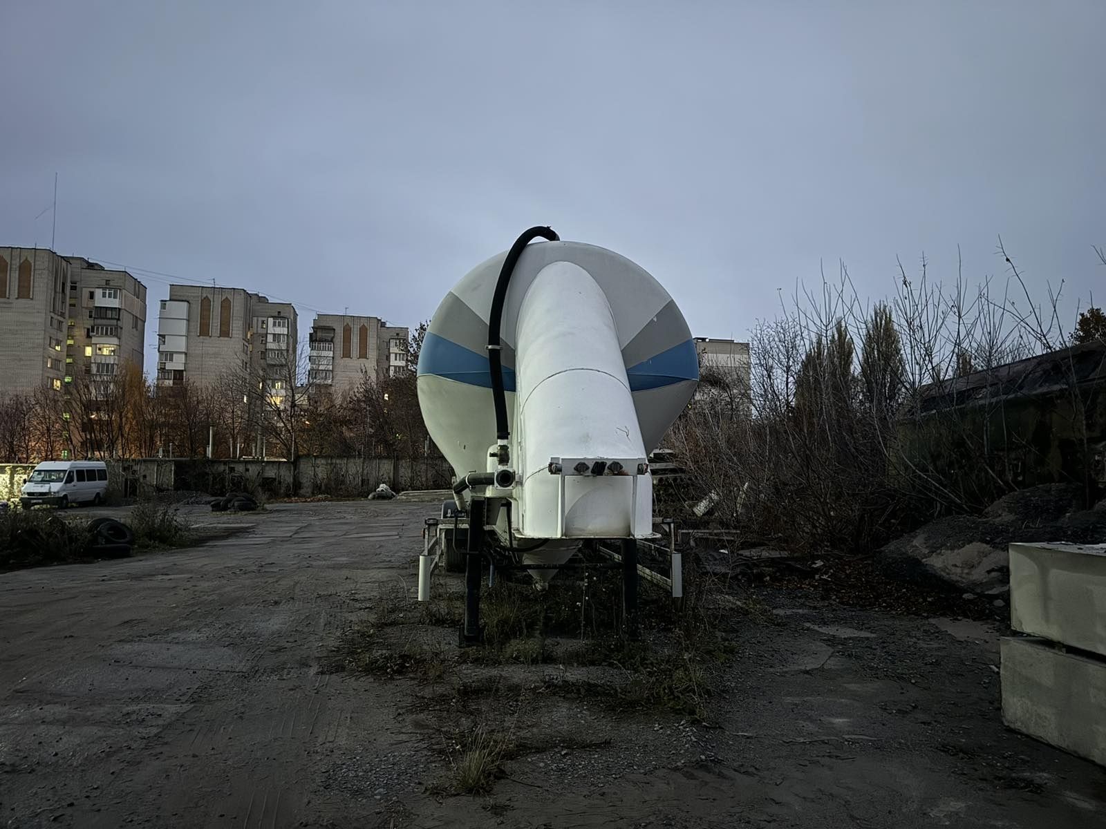 Прицеп цементовоз 2007