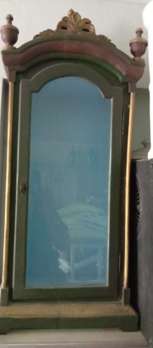 Oratório antigo bom estado