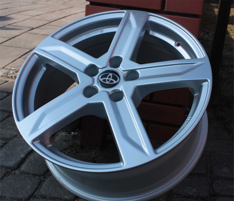 Nowe koła zimow PREMIUM Bridgestone LM005 18 5x114,3 Lexus NX IS UX RX