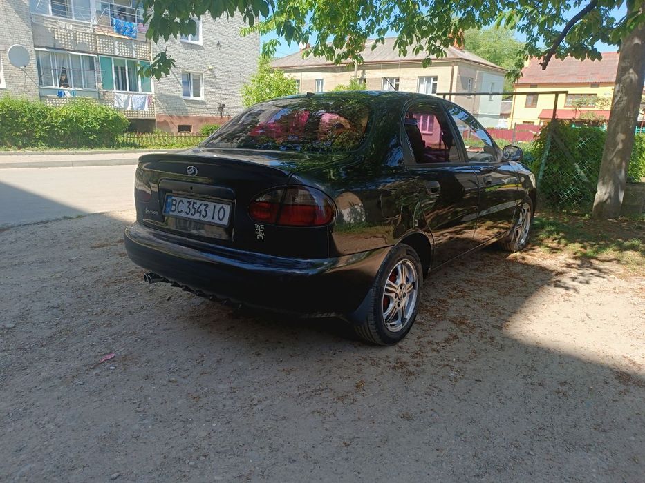 Ланос 1.6 2009 седан