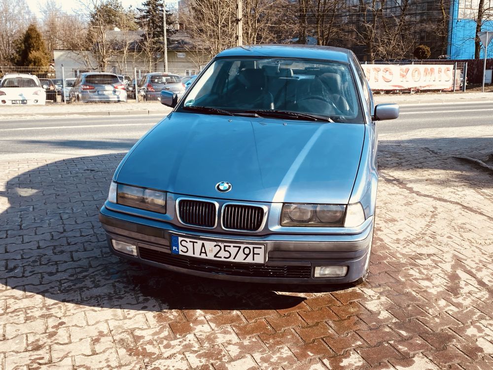 bmw e36 compact 1,6 AUTKOMAT skóra tempomat przeb 187 tyś zadbany