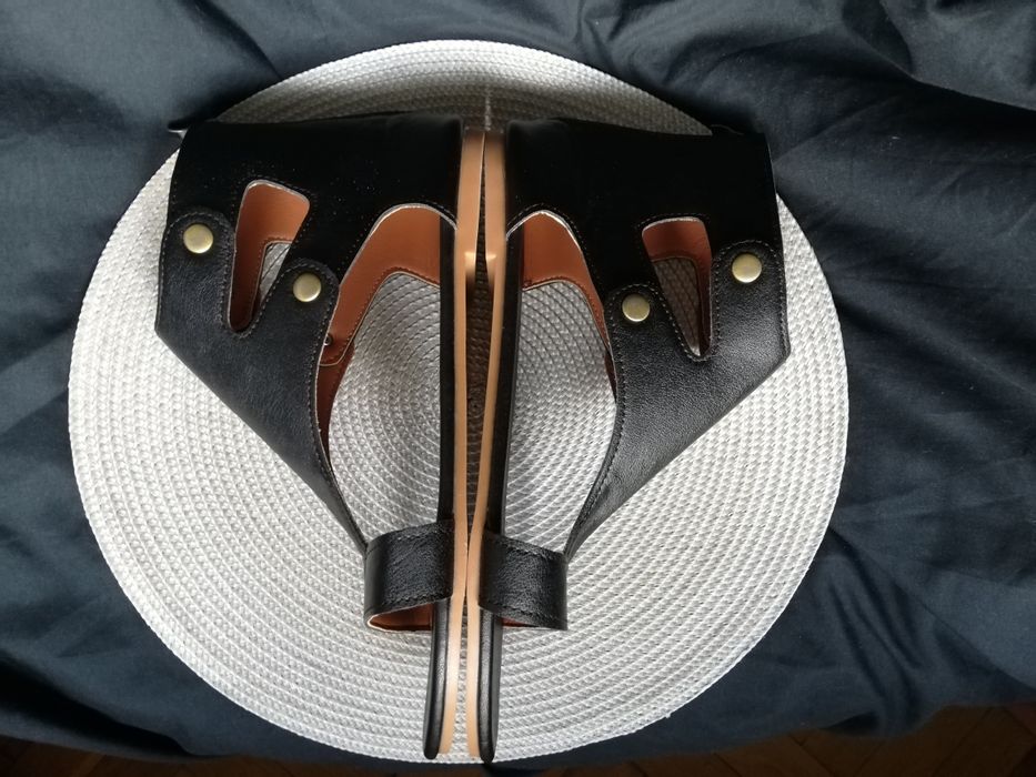 Czarne sandały 44 XXXL