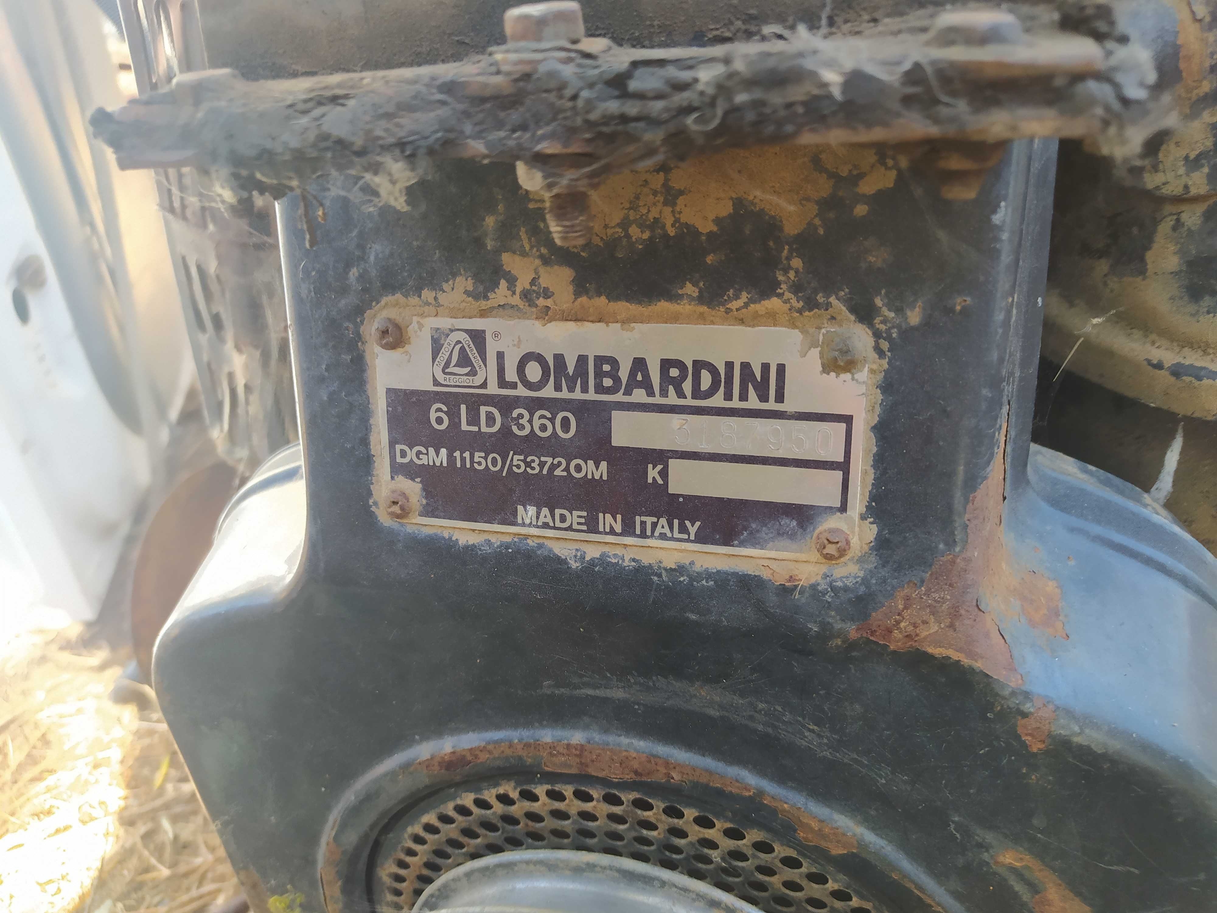 Motocultivador com reboque/freses