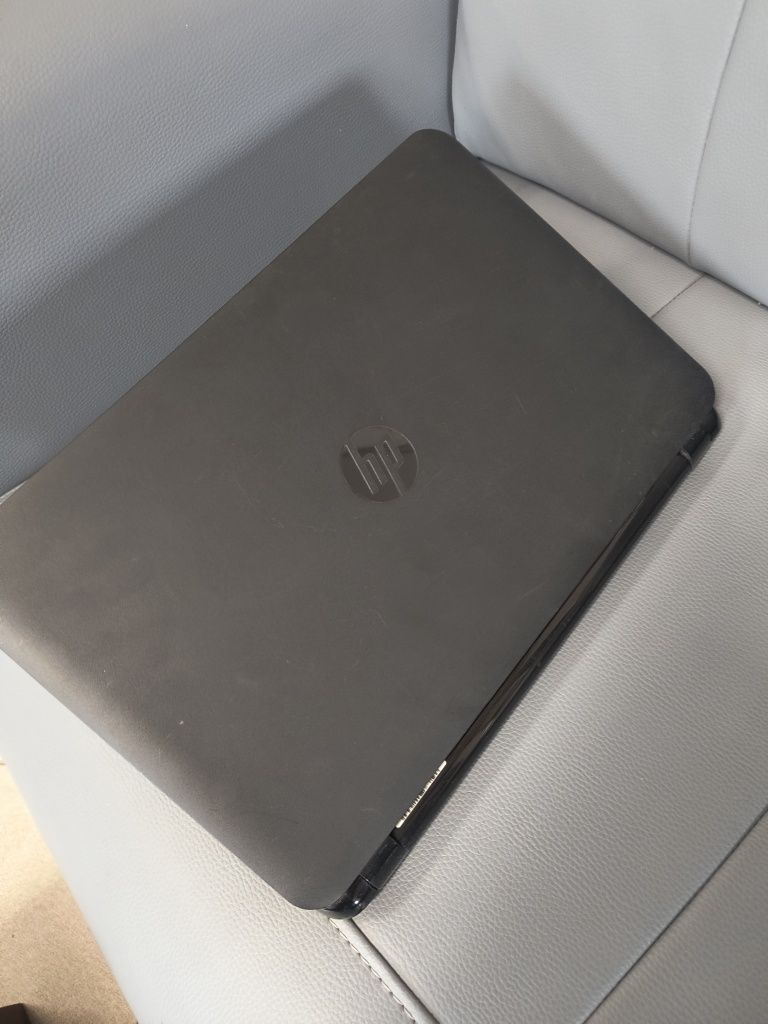 Laptop marki HP.
