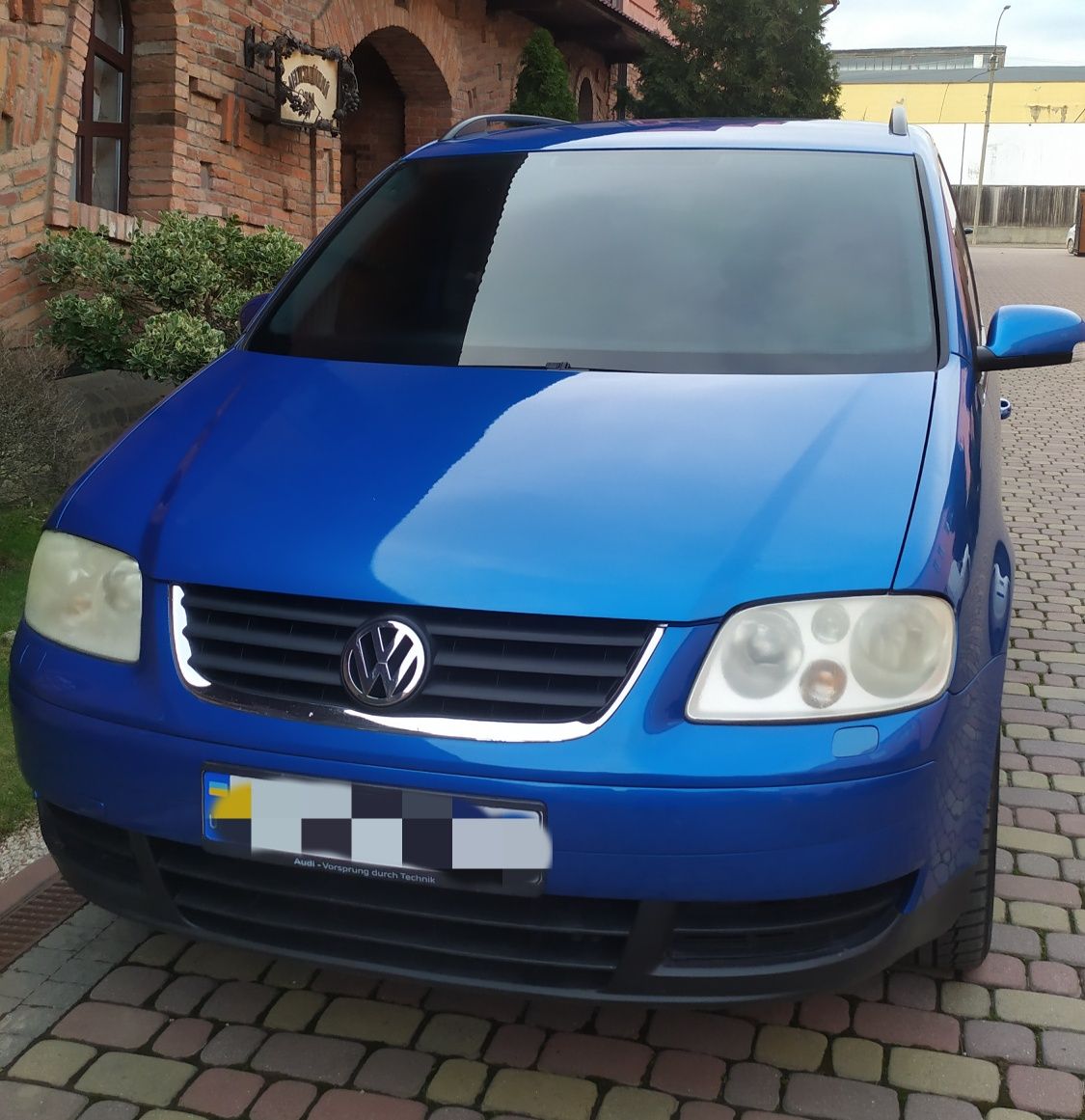 Мінівен Volkswagen touran 2004 1.6 fsi