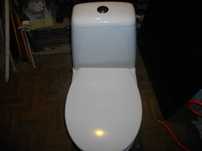 sprzedam wc kompakt