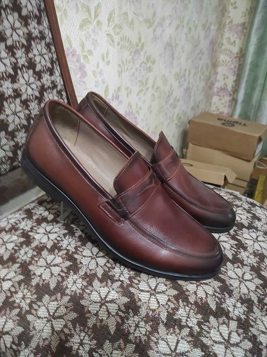 Чоловіче взуття ( черевики/лофери/туфлі/дитяча обув і т.д)