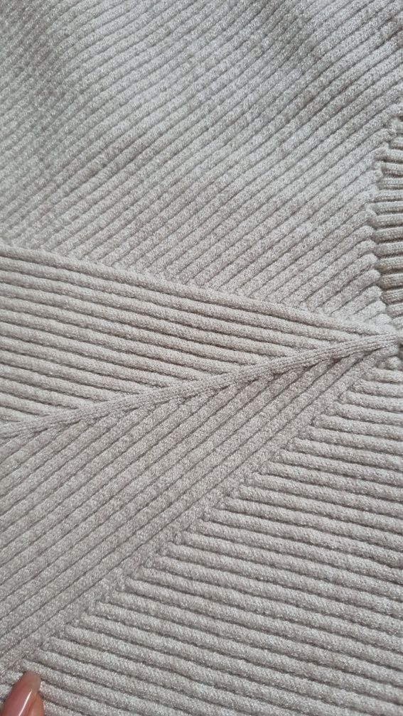 Sweter oversize beż