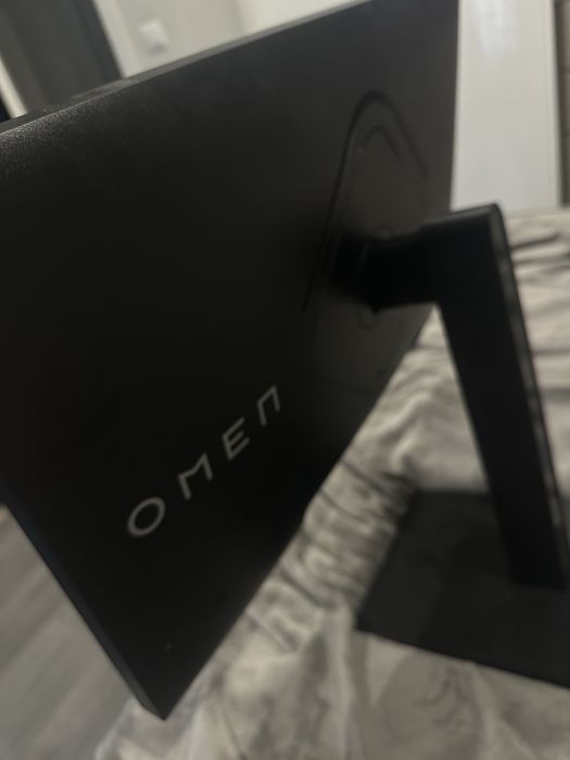 Monitor Gaming HP Omen 27”