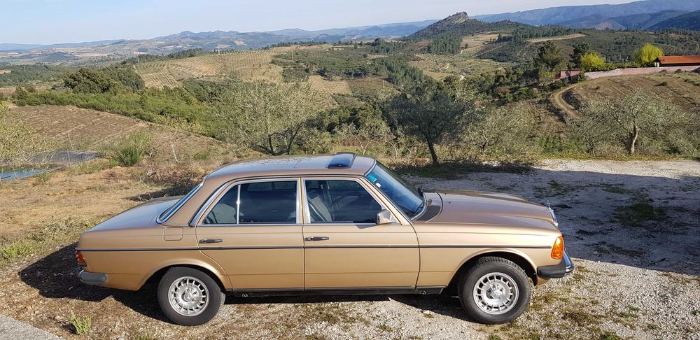 MERCEDES W123 240D 1983.