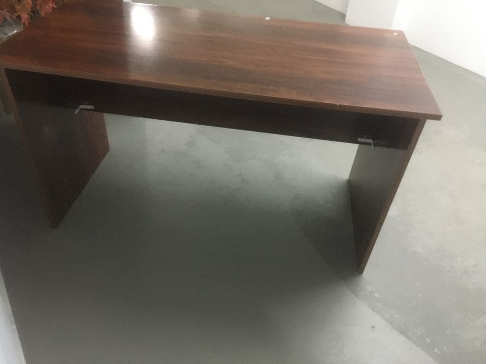 Secretaria em madeira