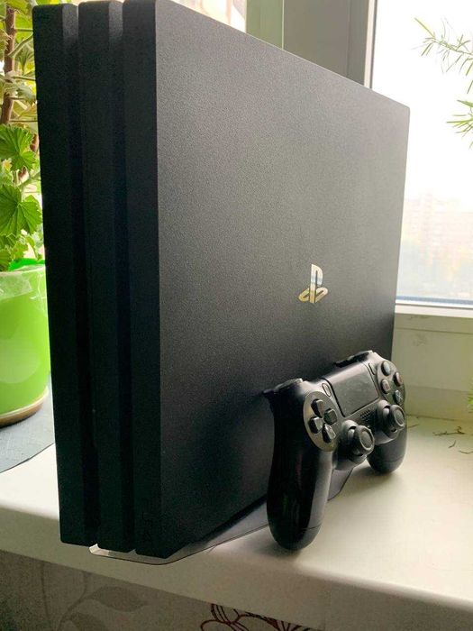 PlayStation 4 pro 1tb