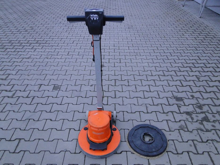 Polerka szlifierka szorowarka cykliniarka PARKIET beton NUMATIC 1515