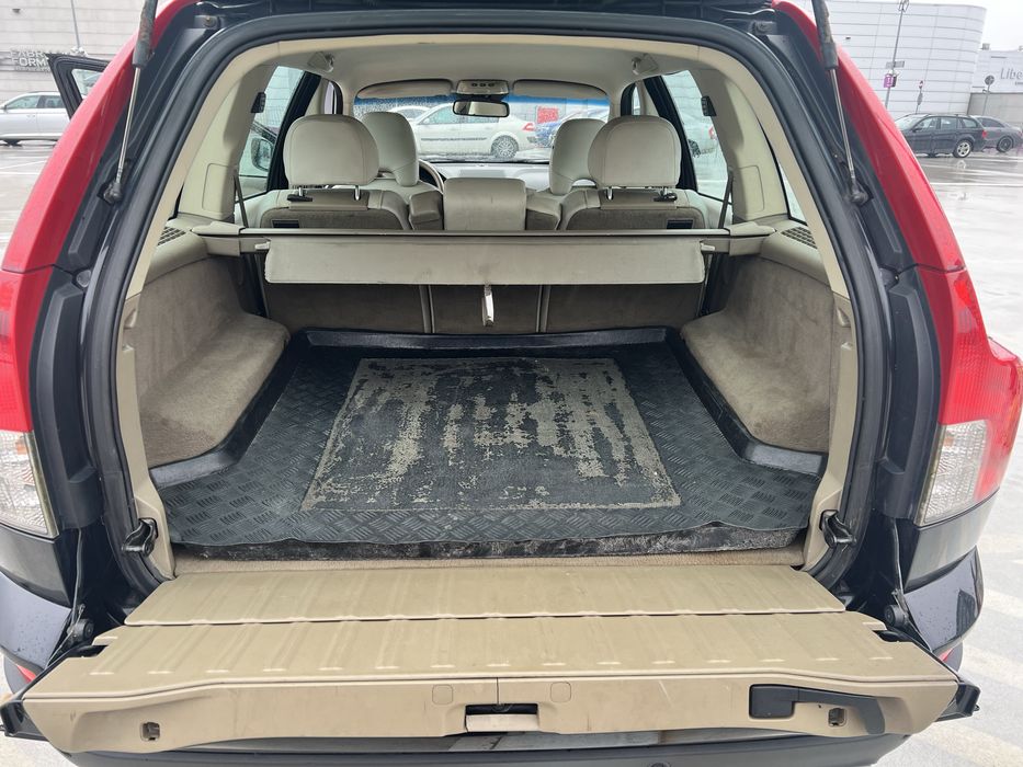 Volvo XC90 I generacja 2008