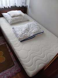 Łóżko 200x120 z materacem