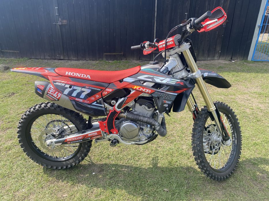 Honda CRF 250R / 2022 /