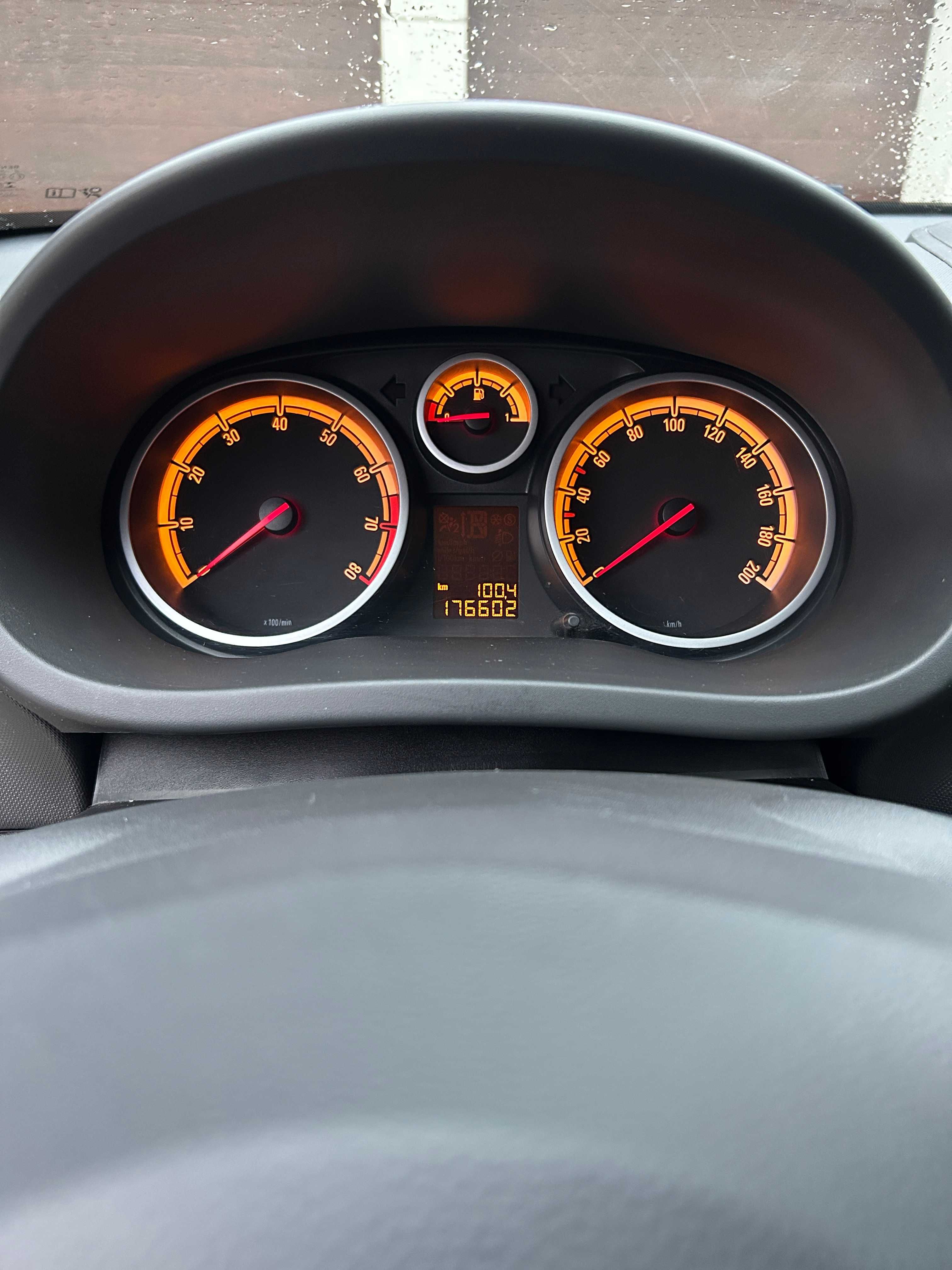 Opel Corsa 1.4 100KM