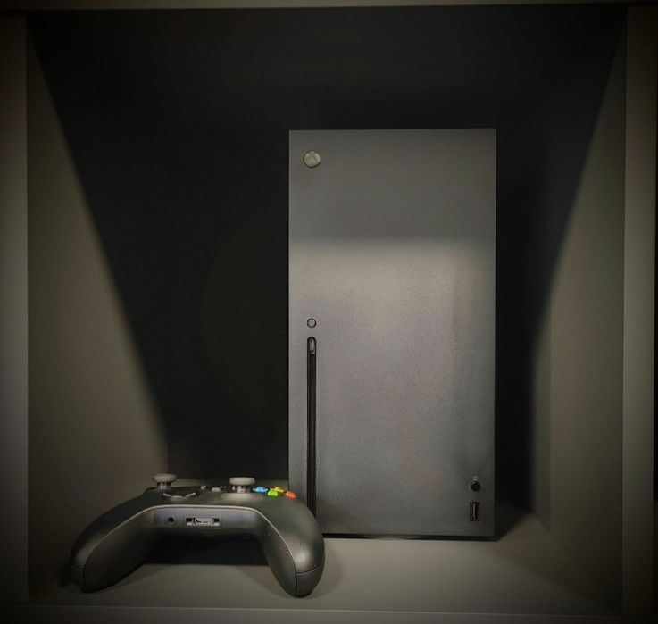Продам , XBOX serias X  , або обміняю на Ps 5