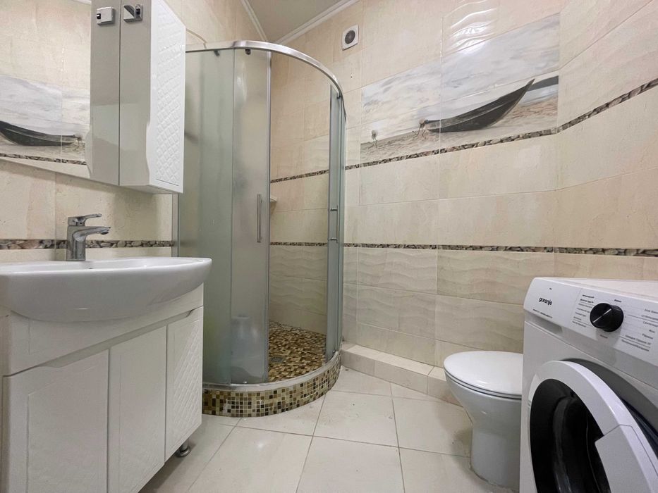 1 кім. 47 м2, вул. Ернста, 16, ЖК "Перлина Кадетського Гаю"