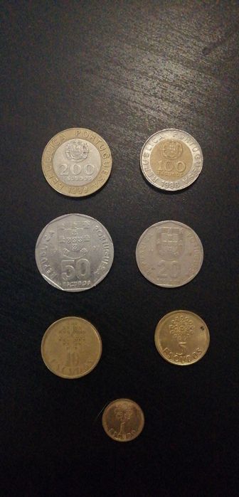 Moedas de escudos