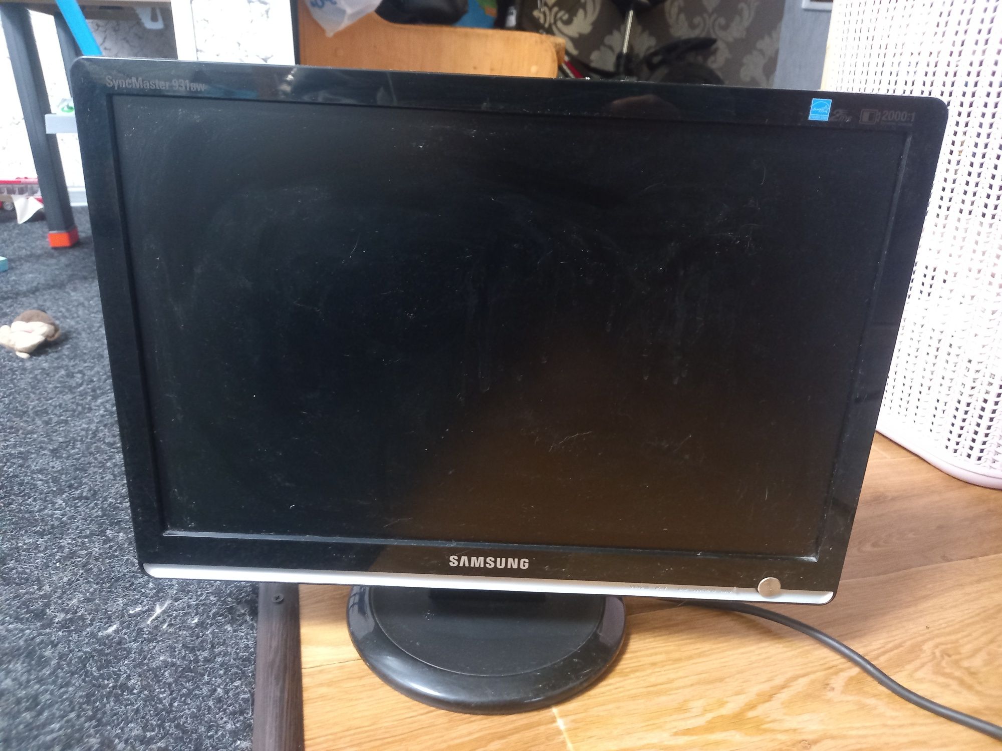 Продам монитор samsung 19 дюймов.