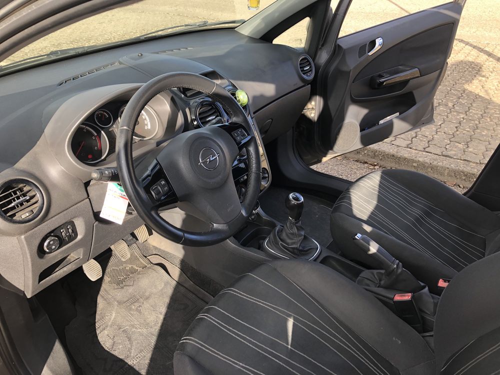 Opel corsa D 1.7 cdti 130cv