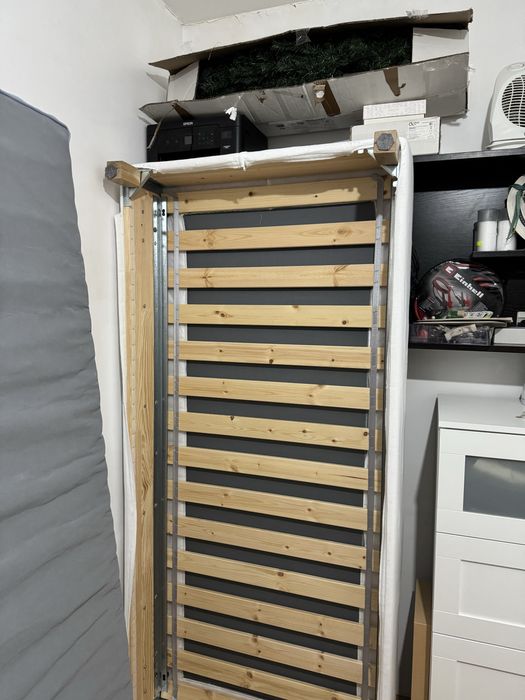 Cama solteiro tipo box!