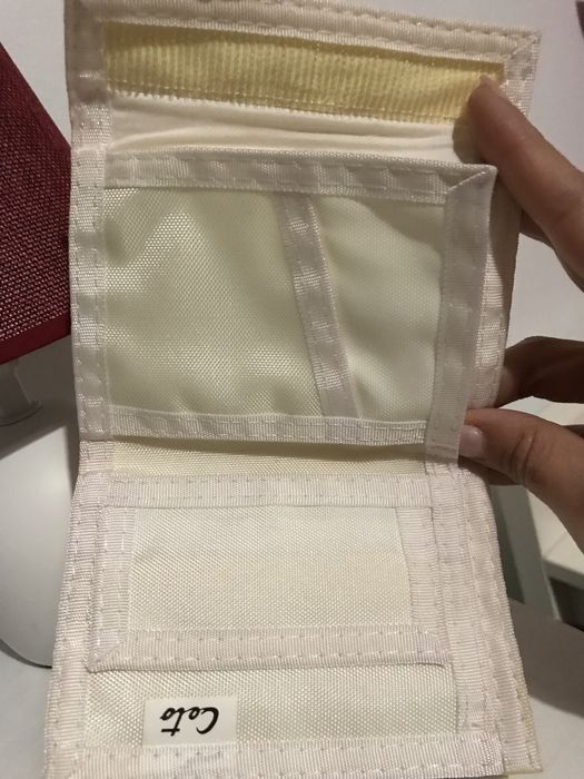 Carteira bege da camel