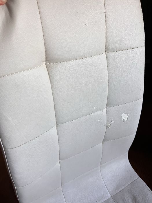 Стільці під реставрацію