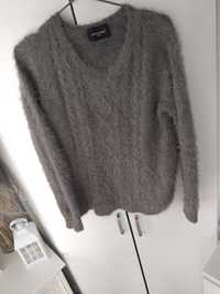 Sweter damski rozmiar uniwersalny