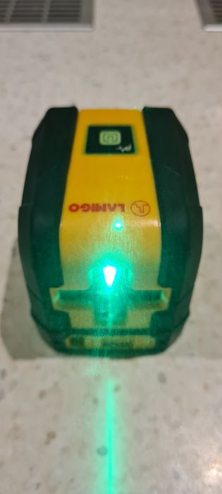 Laser budowlany liniowy Zielona wiązka LAMIGO CROSS X1G
