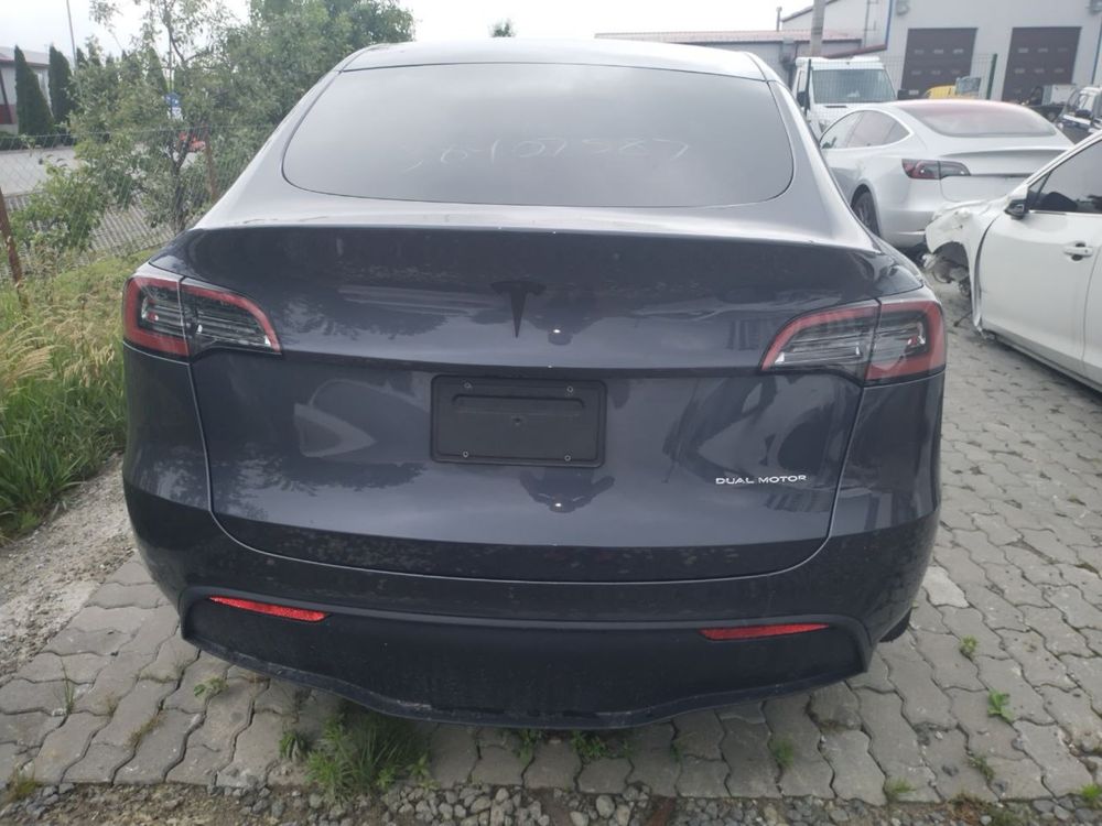 Tesla Y Long Range 82 kWh Dual Motor (534 к.c.) AWD