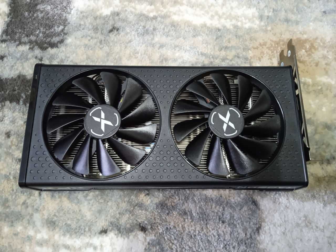 Продам XFX Speedster SWFT 210 RX 6600 XT.