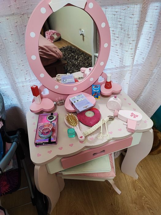 Vendo toucador de menina