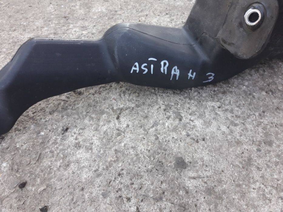 Opel Astra H III 3 zbiorniczek zbiornik spryskiwaczy