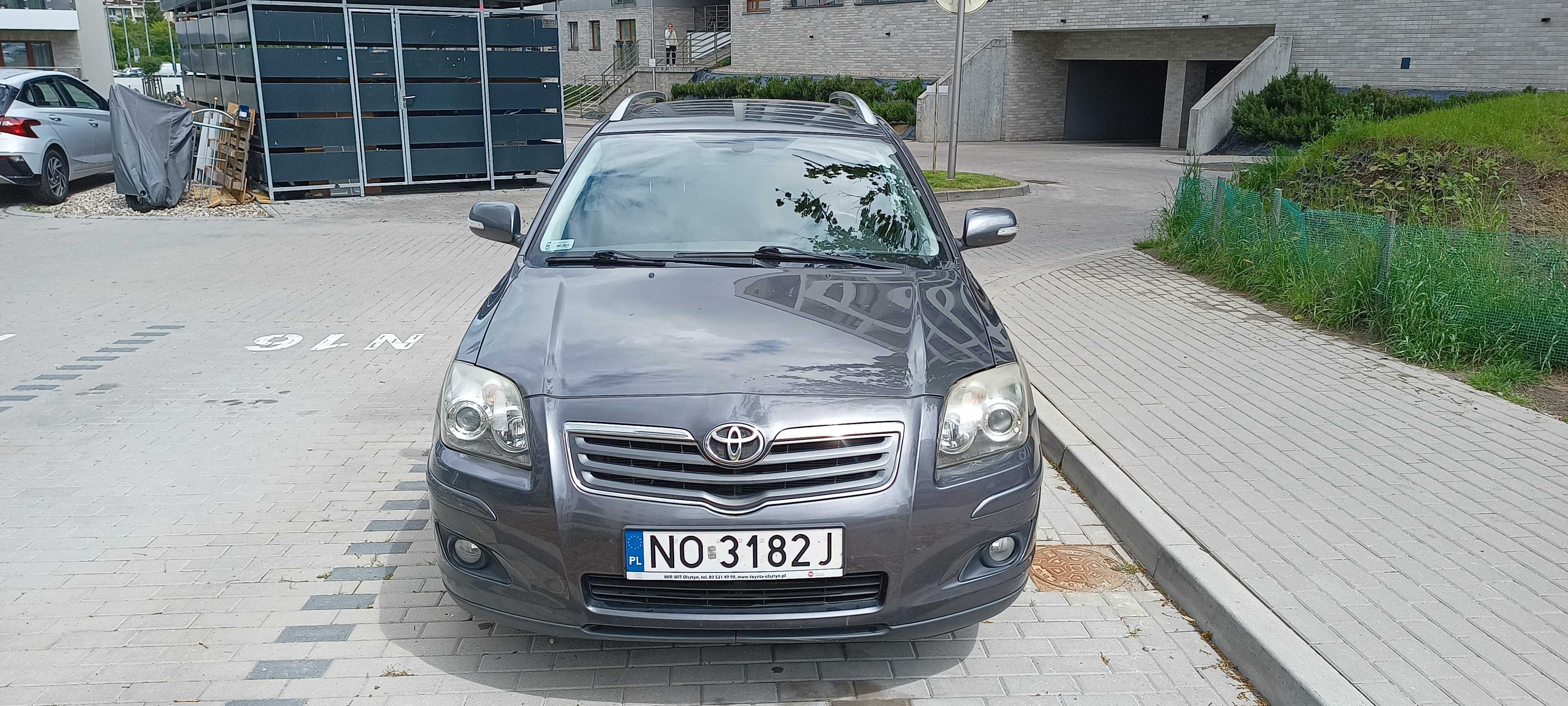 Toyota Avensis 2.0 D-4D Sol plus+NAVI