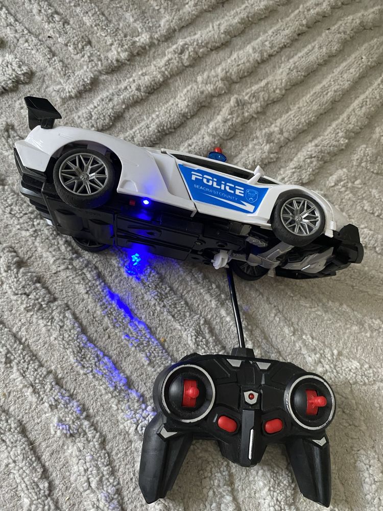 Samochod-robot na pilot