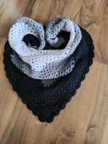 Chusta handmade czarna biała szalik szal komin