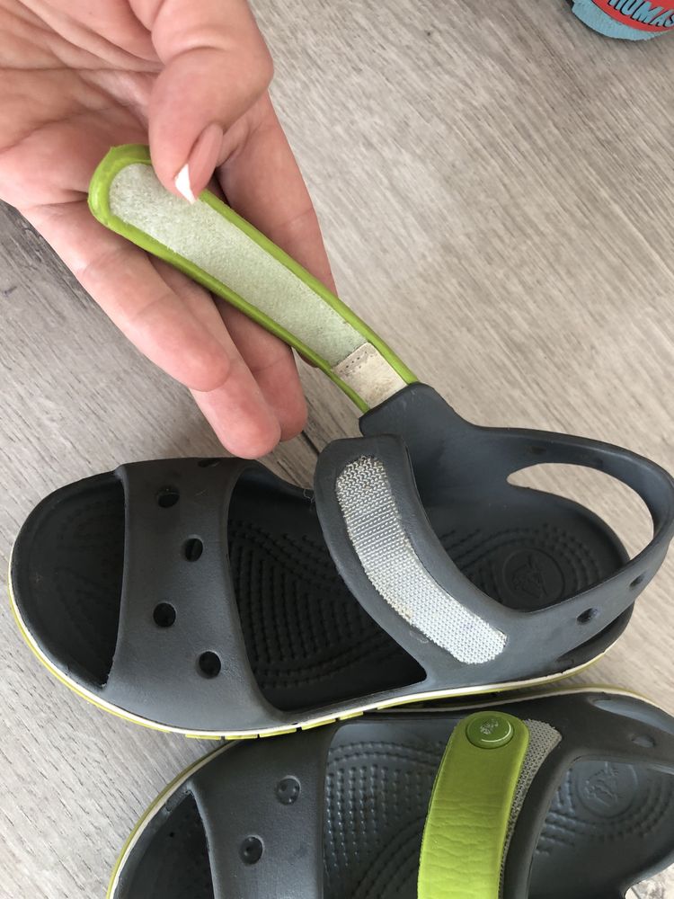 Продам Ecco 27 р, Crocs С10 по стельке 17 см