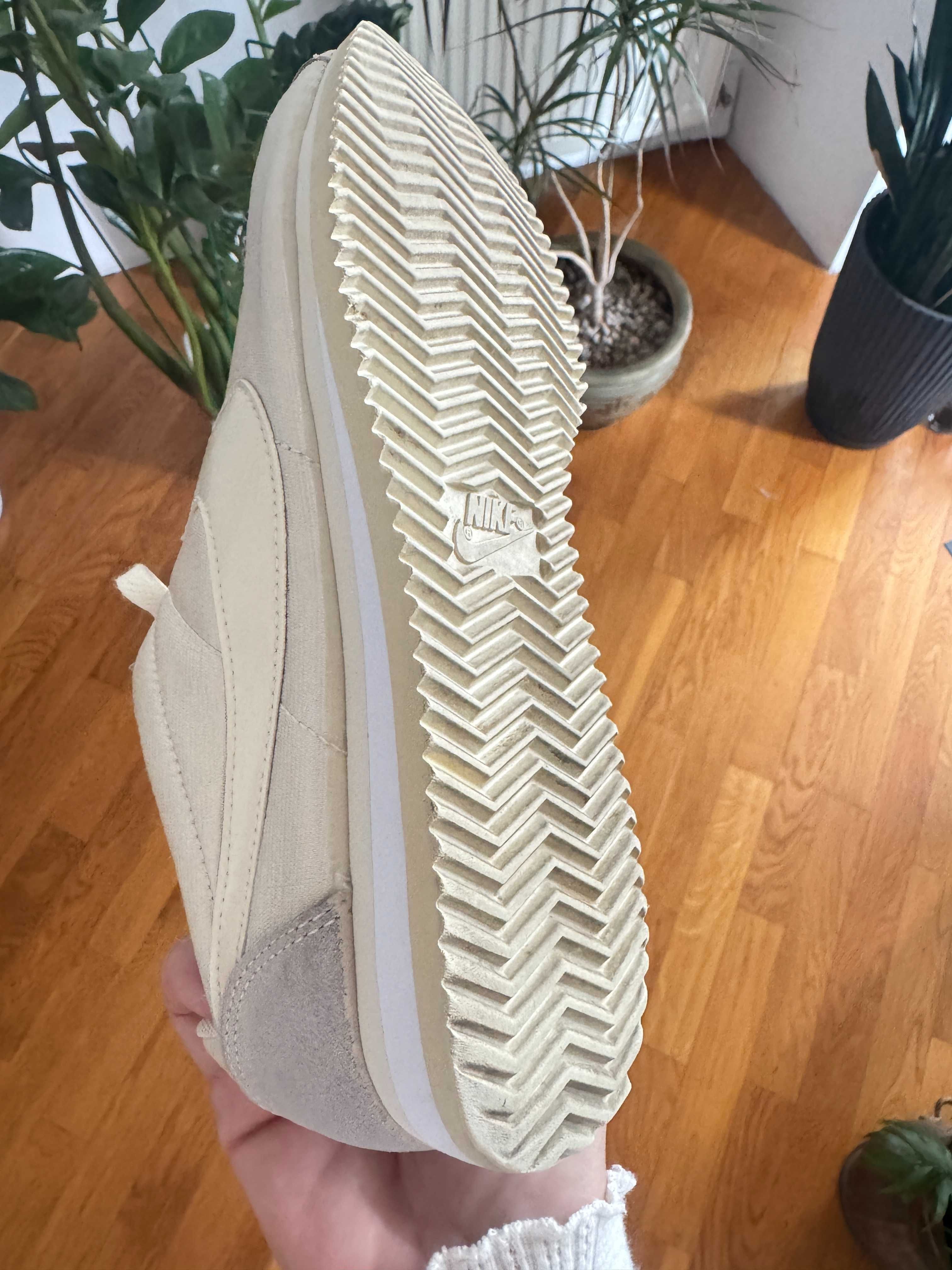 Кросівки nike cortez women