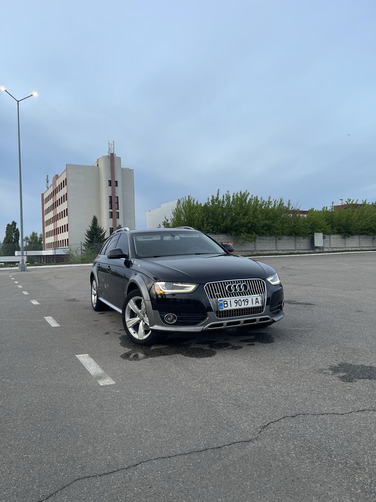 Audi a4 allroad 2012
