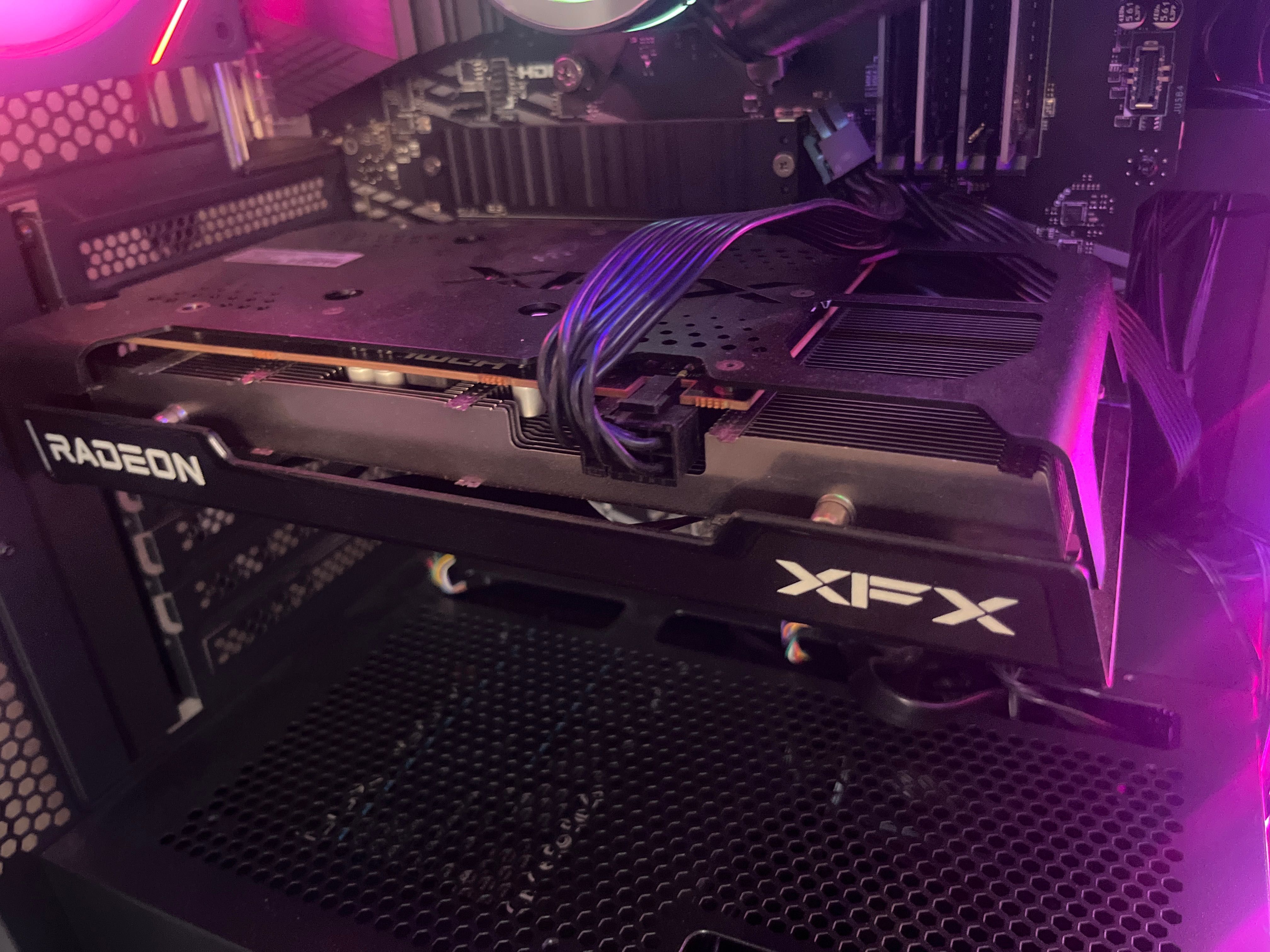 Placa Gráfica XFX Speedster SWFT 210 AMD Radeon 6600 8GB