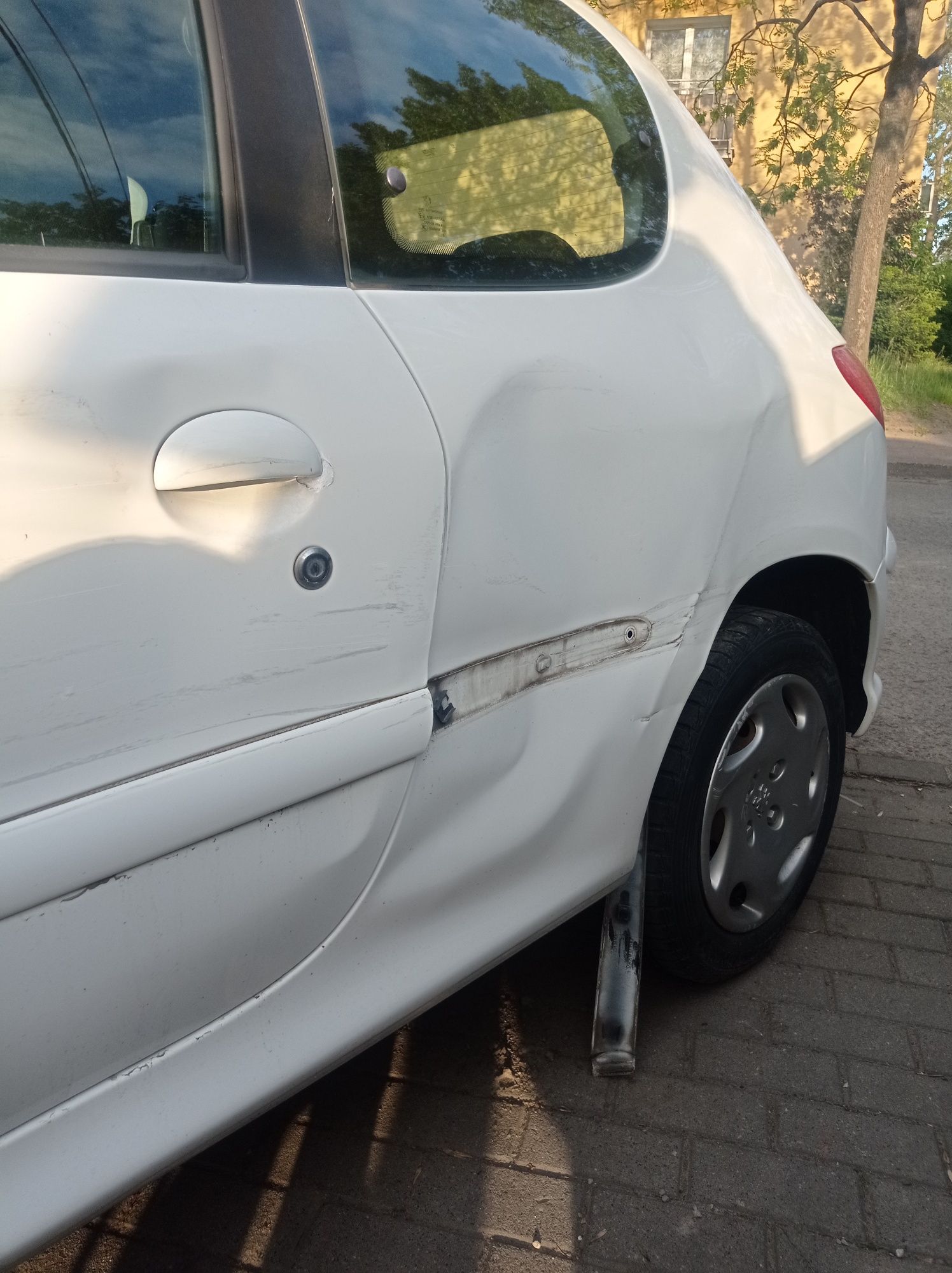 Peugeot 206 benzyna 1.2