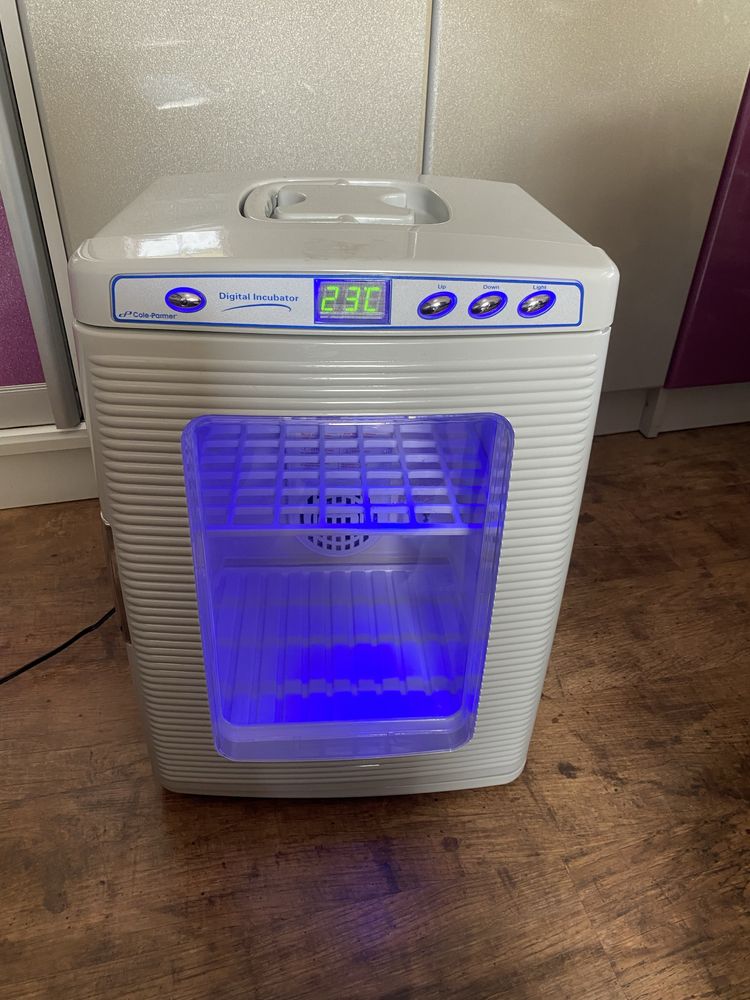 Инкубатор цифровой Cole Parmer H2200-H Refrigerated Incubator 20L