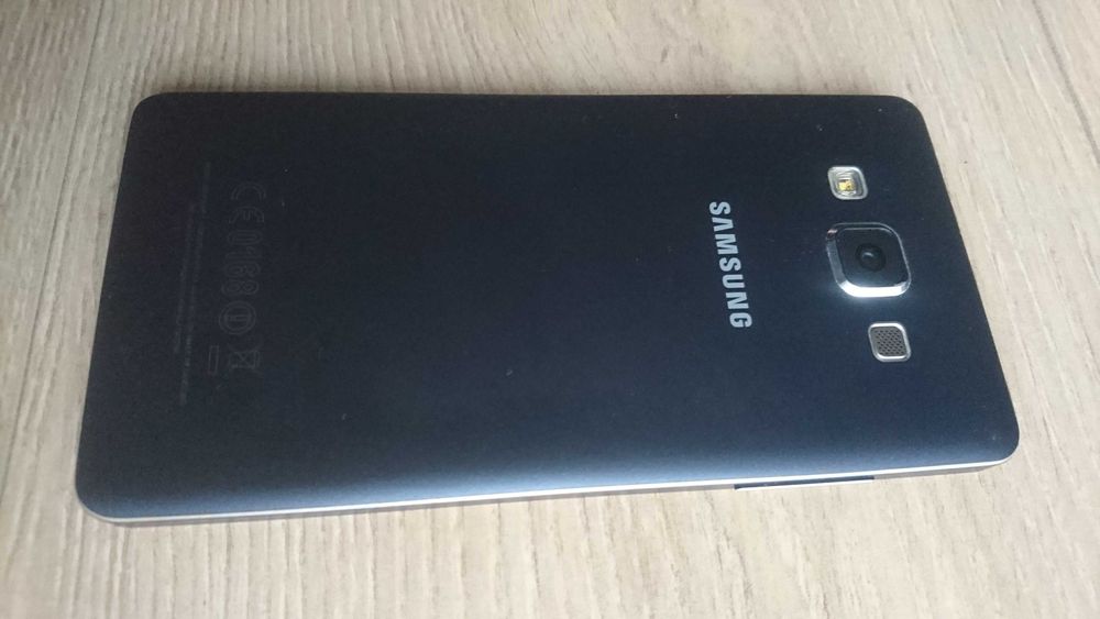 Samsung   A500FU