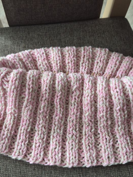 Komin na szyje, melanz rozowo-kremowy