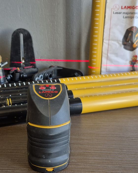 Laser liniowy CROSS 2 + statyw