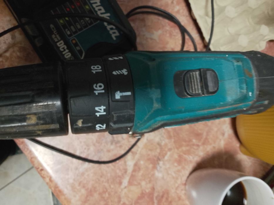 Wkrętarka udarowa Makita 10,8V. Stan bardzo dobry.